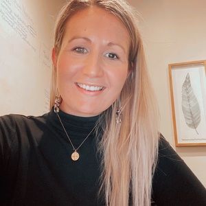 Meet your Posher, Elle